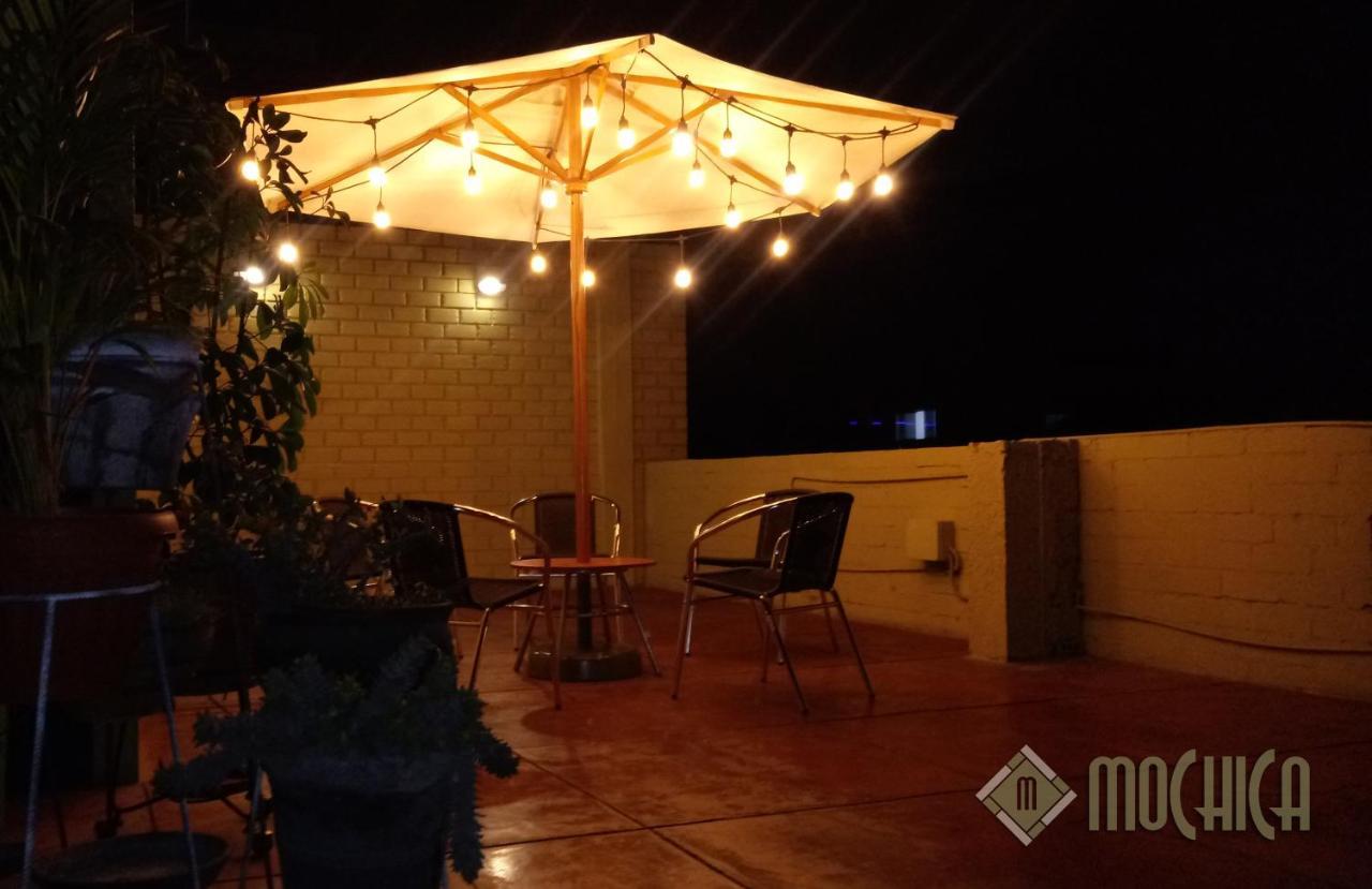 Hostal Residencial Mochica Lima Exterior photo